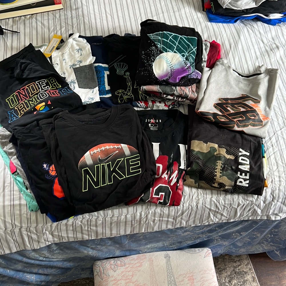 20 boys t shirts